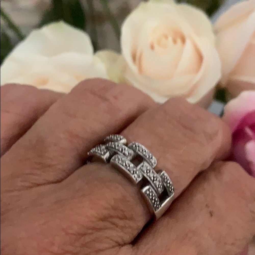 Diamond ring